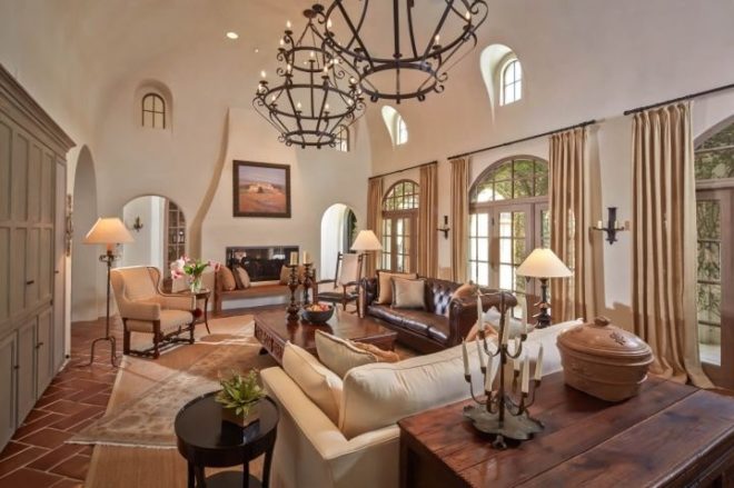 Colonial Style Interior Design Ideas and 70+ Photos